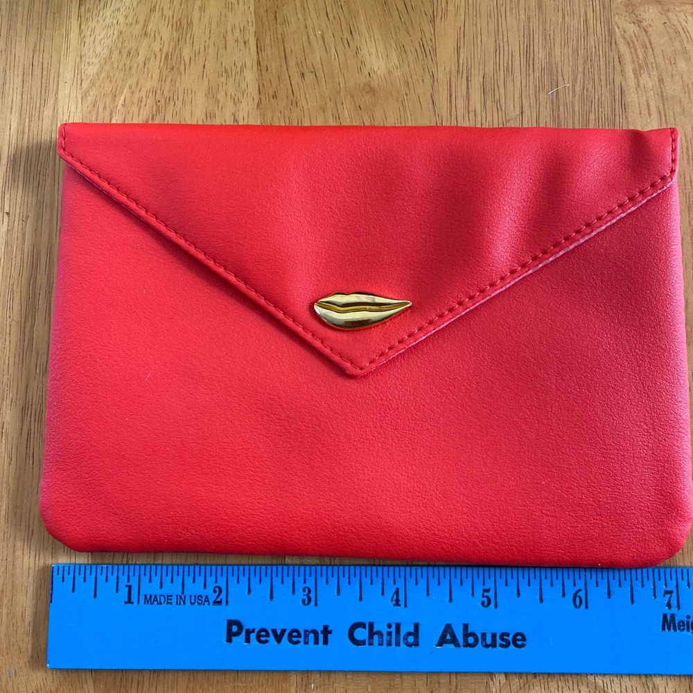Ipsy Sealed with a Kiss Cosmetics Bag